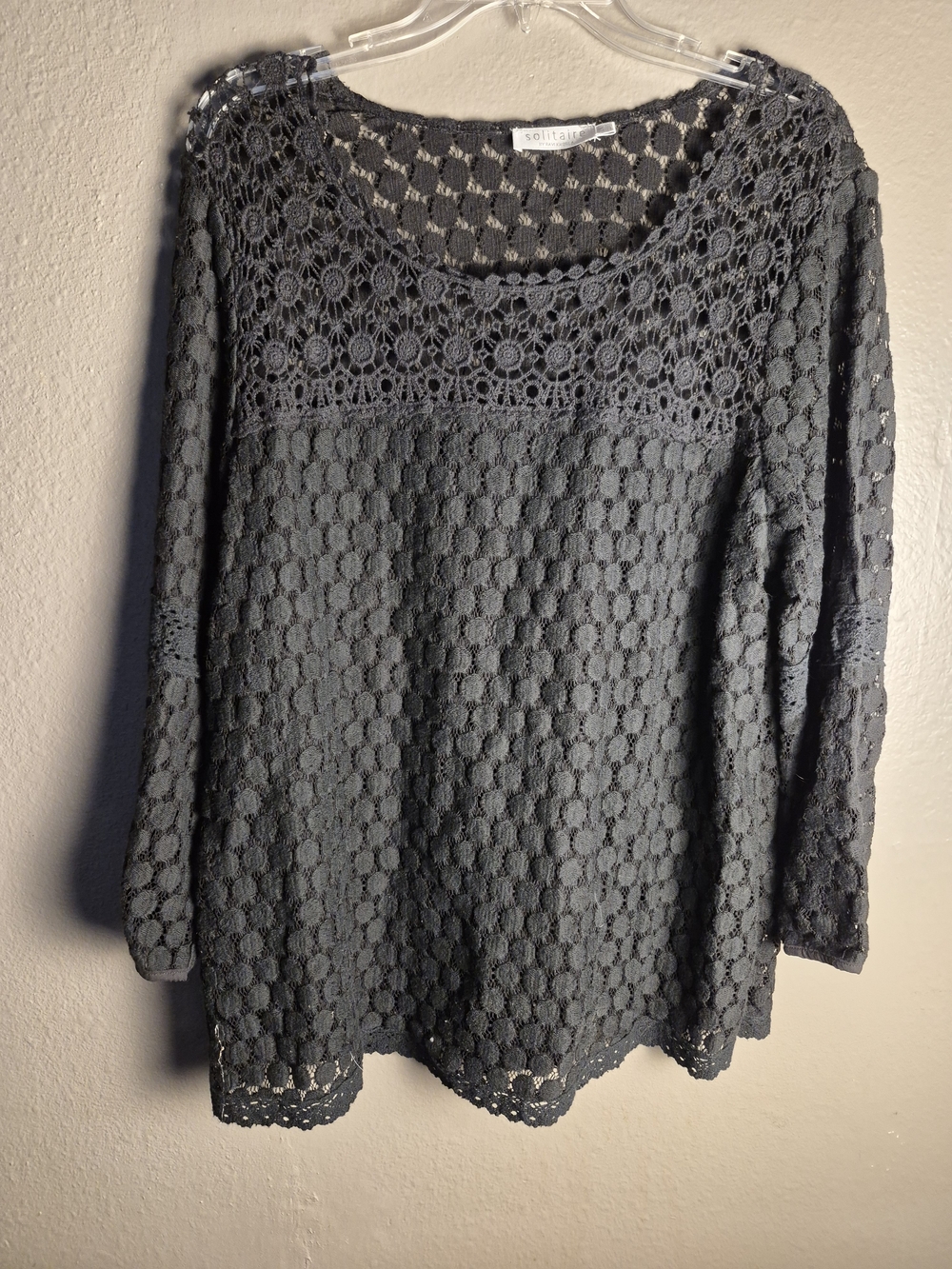 Solitaire Crochet Lace Black Long-Sleeve Women's Top
